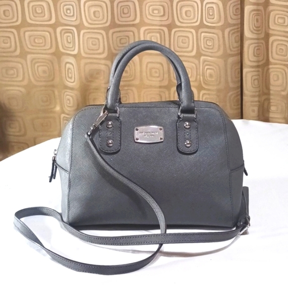 Michael Kors Saffiano Purse Crossbody Bag - Picture 1 of 13